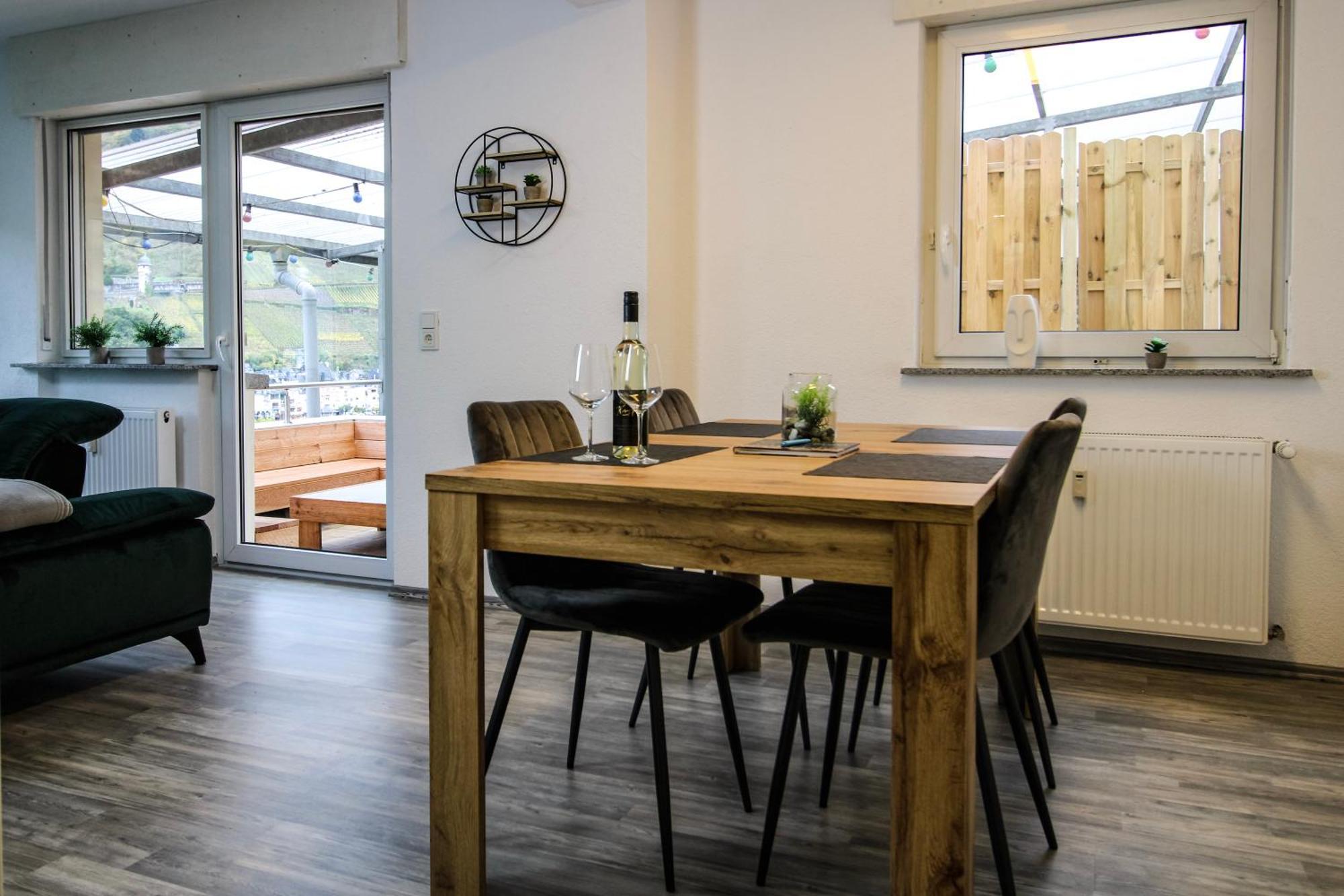 Chill Out Area, Grandiose Aussicht, Haengematte, Smart Tv, Netflix Daire Zell an der Mosel Dış mekan fotoğraf